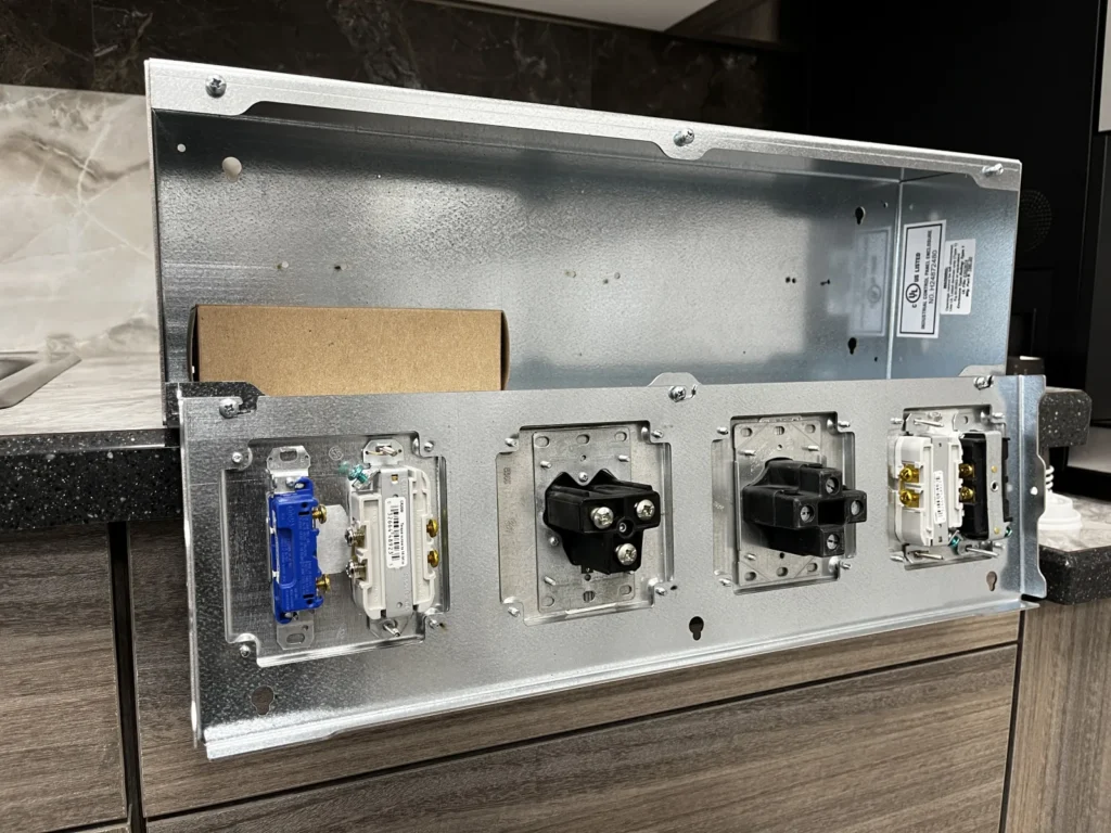 Open TRU-BOX hanging lid with devices installed
